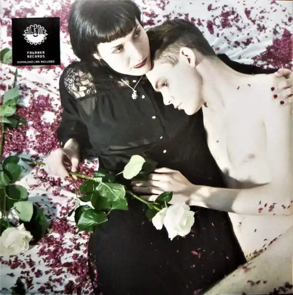 Time-Limited Tomb For Two | Mint (M) Mint (M)